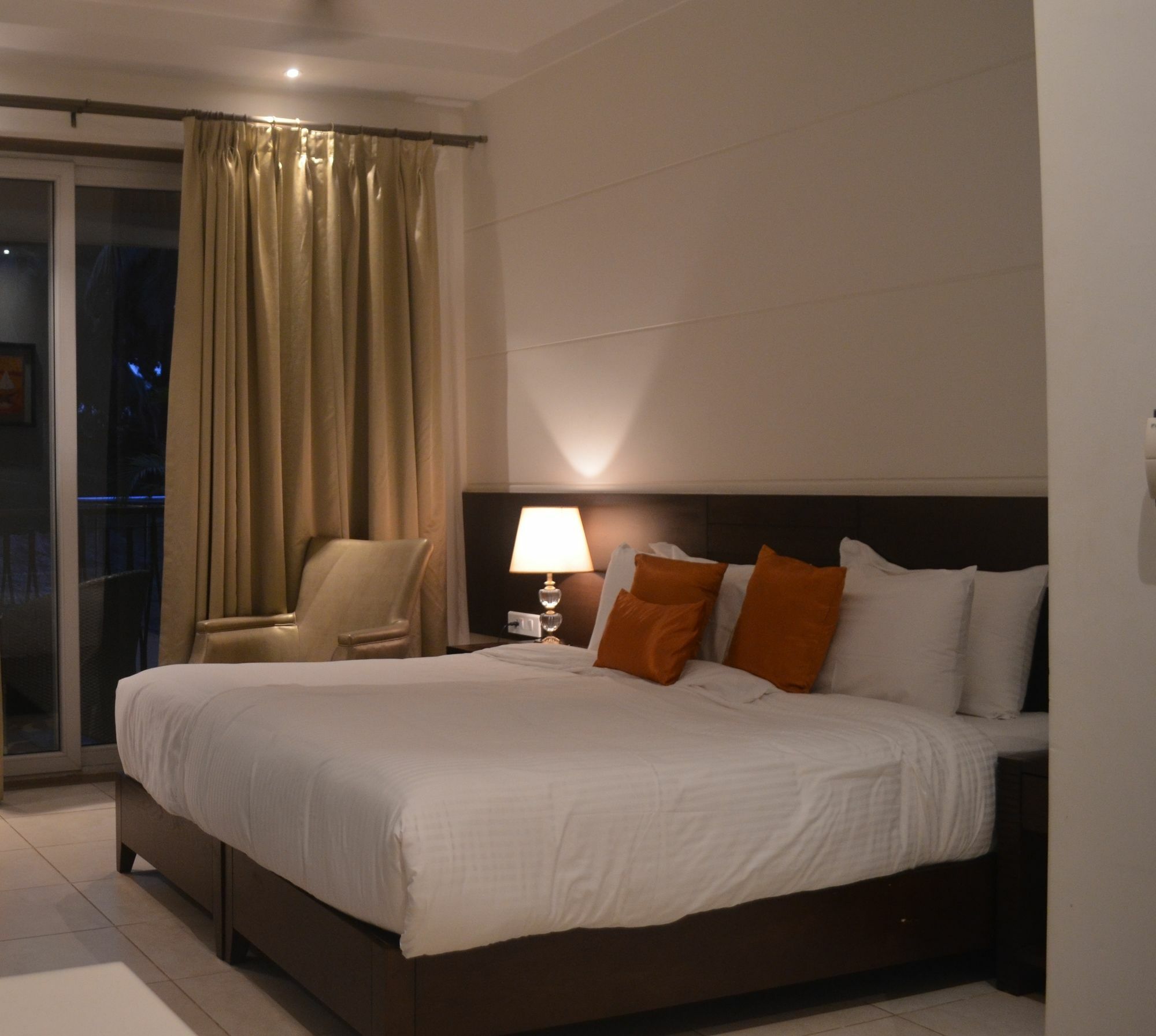 Lemon Tree Hotel Candolim Exterior foto