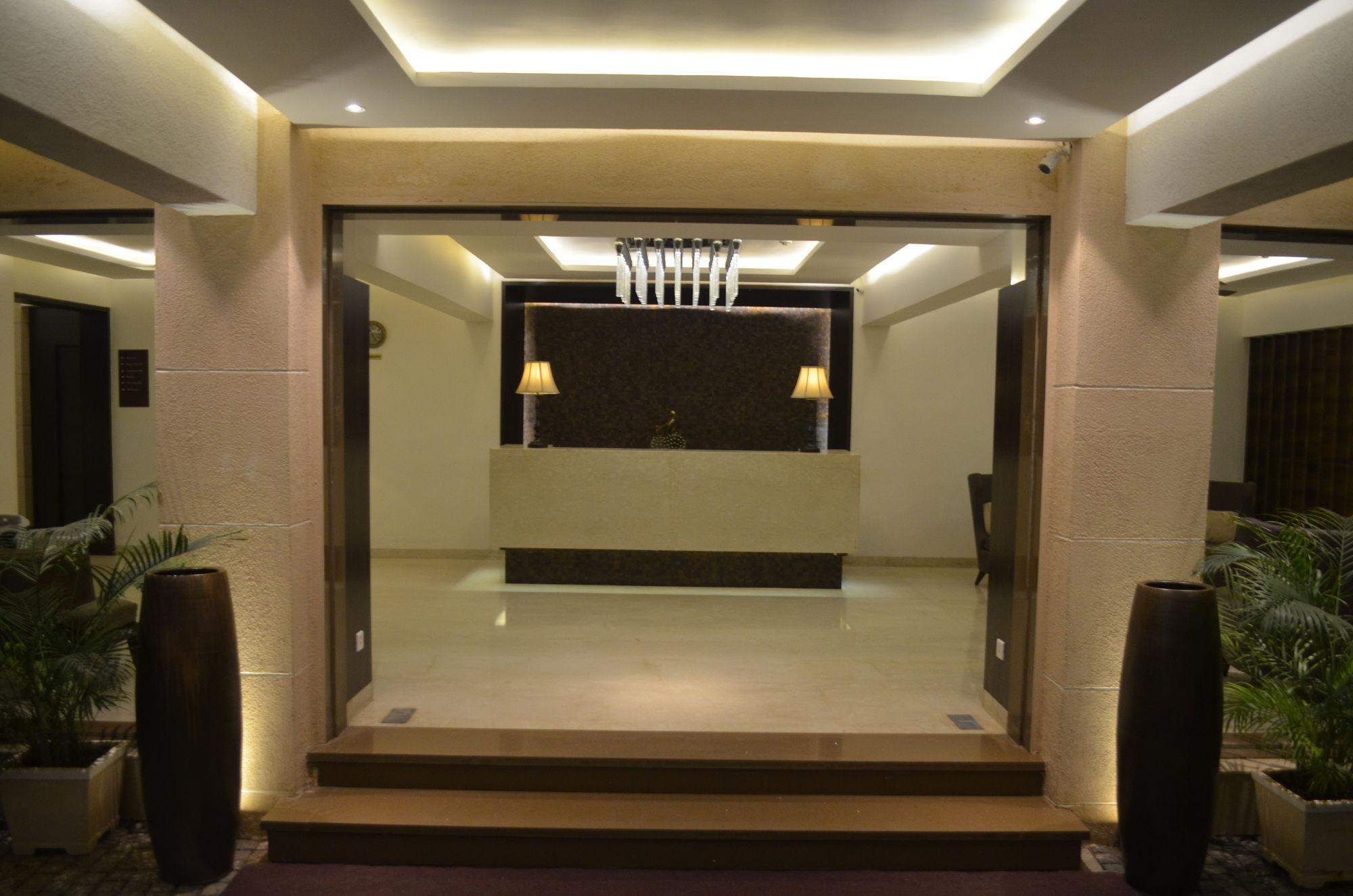 Lemon Tree Hotel Candolim Exterior foto